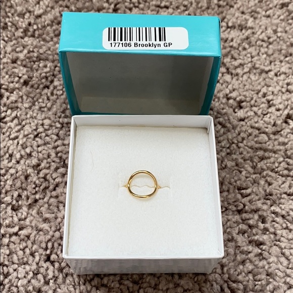 NIB - Premier Designs Brooklyn Ring - Gold - Picture 6 of 7